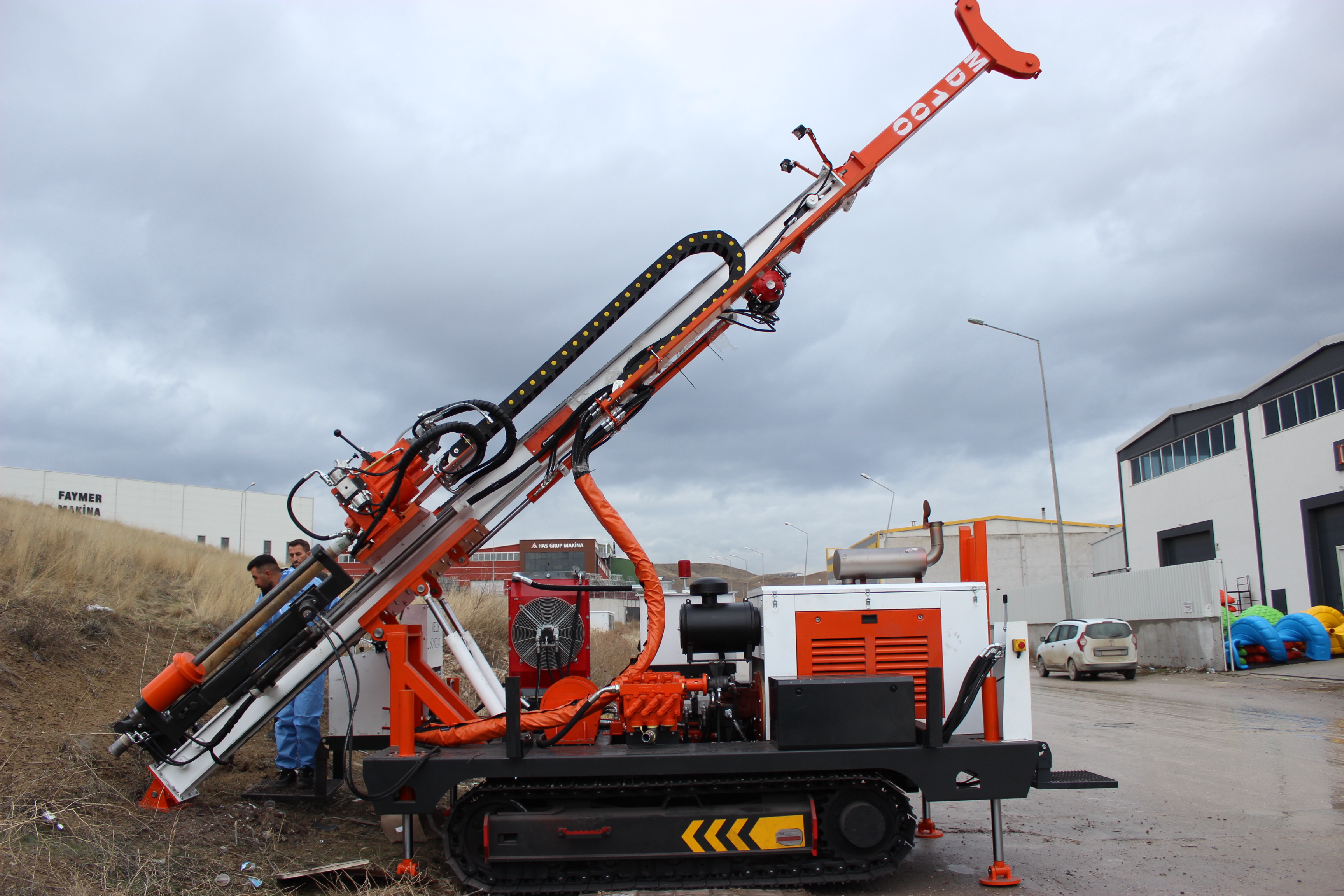 MD100 Hidrolik Sondaj Makinesi